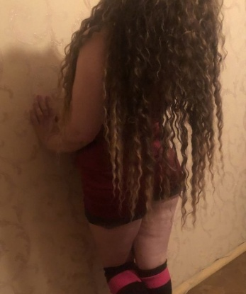 Живу в самом сердце Москвы и готова погрузить тебя в мир наслаждения и удовольствия. У меня есть тысячи способов доставить тебе незабываемые моменты блаженства. Будь уверен, что мои фотографии абсолютно реальны, как и мои отзывы. Я готова исполнить все твои фантазии и сделать твои самые смелые желания реальностью. Обращайся ко мне, и я открою перед тобой все свои тайны и нежность, окутав тебя волной страсти и любви. 💋♥️ 6088, 23 года